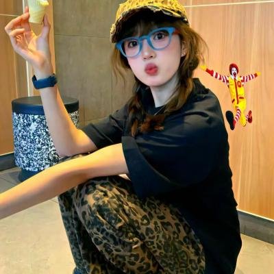 千金归来，三个男神哥哥独宠我